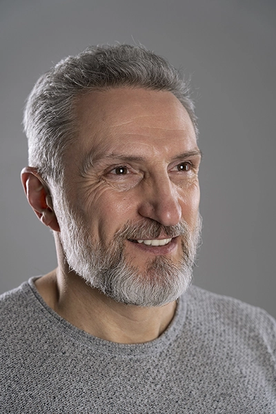 close-up-old-person-portrait
